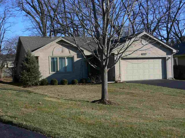 4343 Towhee Trl, Loves Park, IL 61111