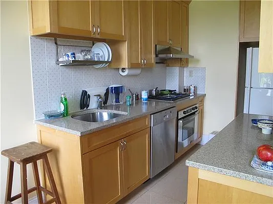 Rented by Avenue Sotheby's International Realty | media 27