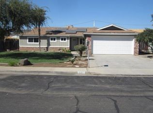 721 W Bloomingdale Ave, Dinuba, CA