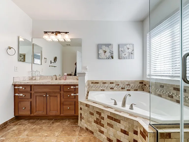 6700 Bartlett Ct — Photo 43