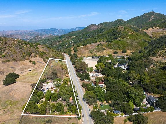 3rd image of 31341 Mulholland Hwy
