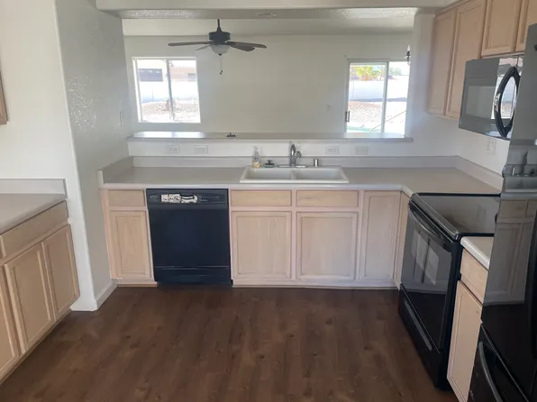 2960 Indian Head Dr, Lake Havasu City, AZ 86406