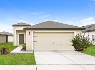 320 Kensington View Dr, Winter Haven, FL 33880