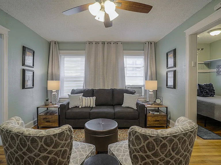 3721 Broadway Blvd #11 — Photo 3