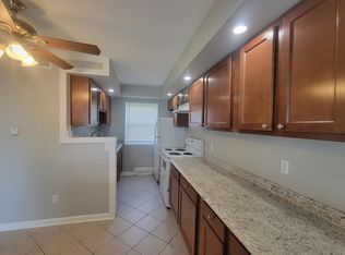 630 Abbe Rd #32, Elyria, OH 44035