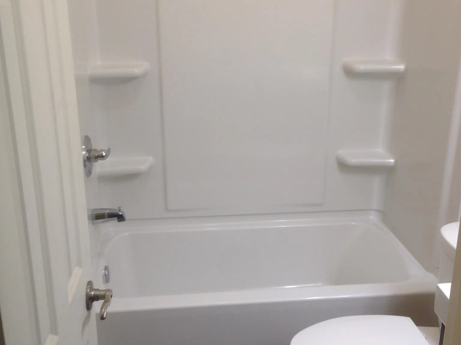 1 bed, 450 sqft, $550 — Photo 2