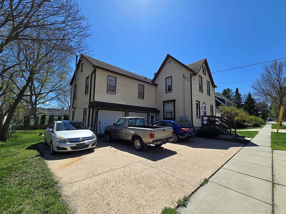 2nd image of 133 2nd St