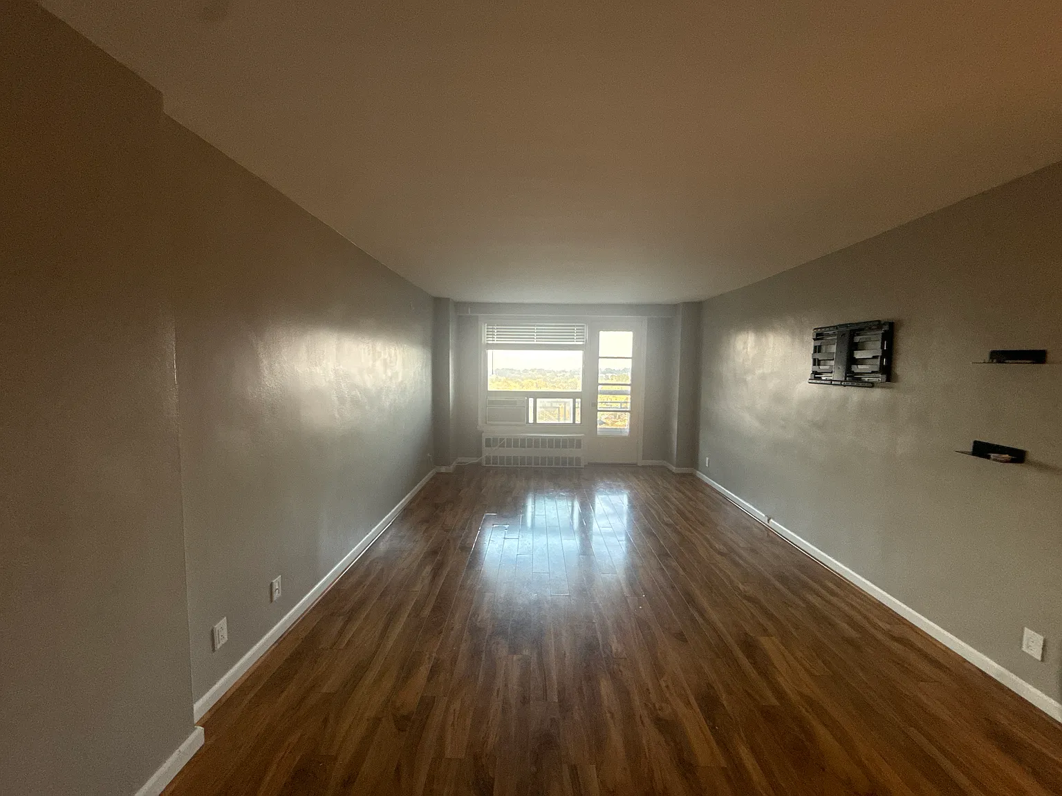 2 bed, 875 sqft, $2,650 — Photo 4