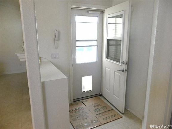 2nd image of 8420 Las Casitas Ct