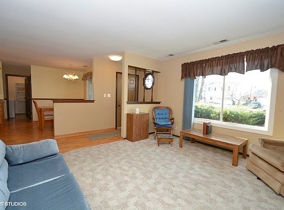 4th image of 20023 S Graceland Ln