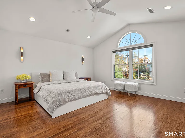 34 Birdseye Rd — Photo 16