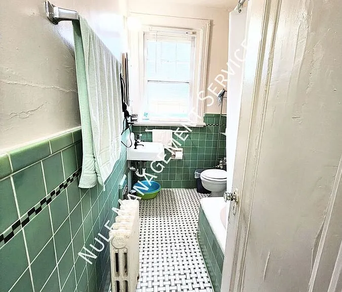 5649 Phillips Ave #11 — Photo 6
