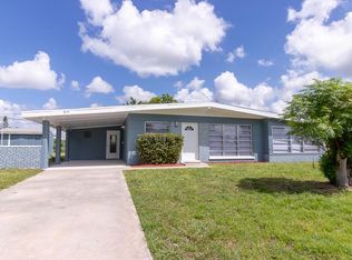 215 Redwood Rd, Venice, FL 34293