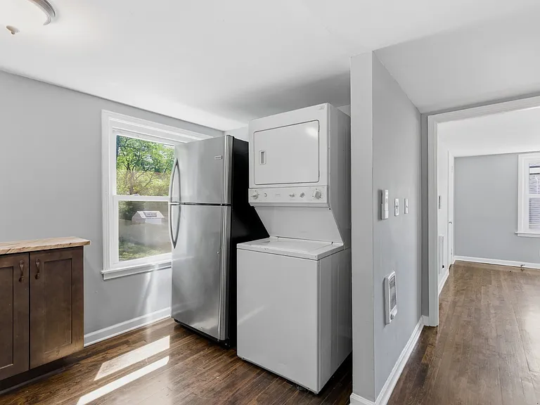 853 Gallavista Ave — Photo 11