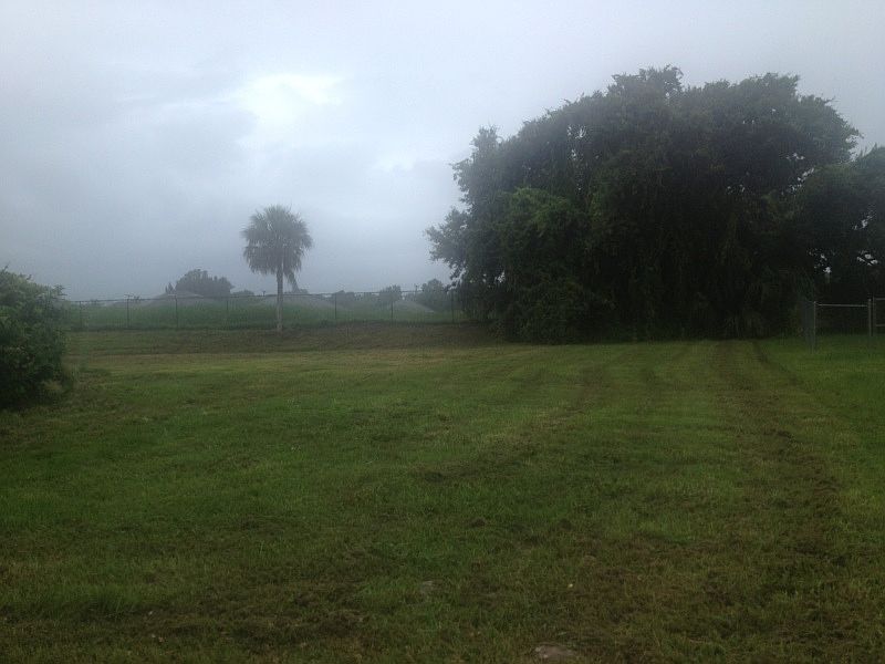 1st image of 875 Zana Dr