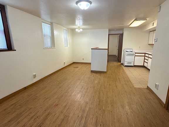 3rd image of 1020 G St #5