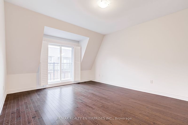 Oakville Townhouse for rent - 3 Bedrooms — photo 23