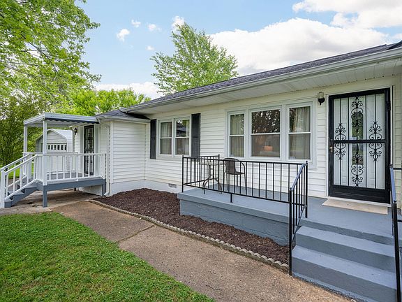 3rd image of 4816 Appian Cir