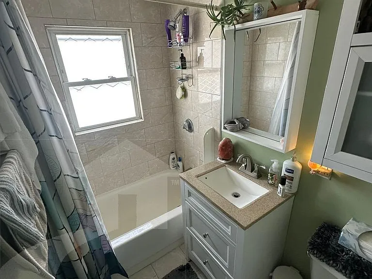 21 Ashland St — Photo 11