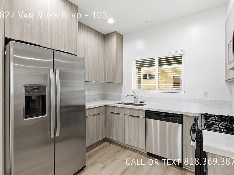 8827 Van Nuys Blvd #103 — Photo 14