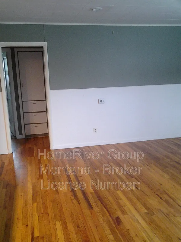 4 bed, 2.0 bath, 1720 sqft, $2,695 — Photo 4