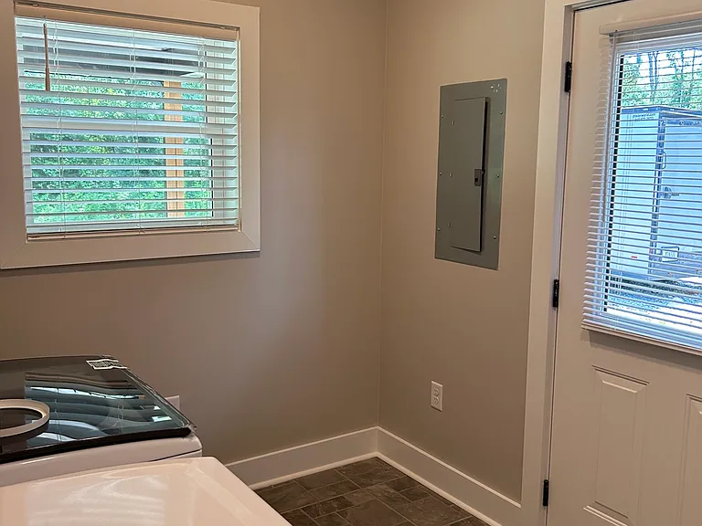 5255 Wills Rd — Photo 21