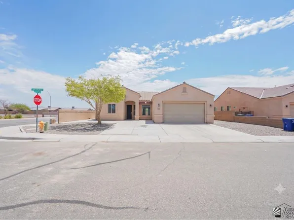 3703 S Falcon Dr, Yuma, AZ 85365