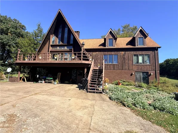 782 Sugar Run Rd, Eighty Four, PA 15330
