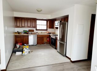 1407 91st St, North Bergen, NJ 07047