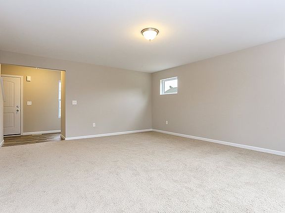 4th image of 2039 Stillwater Dr