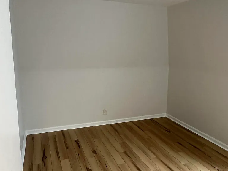 904 Plaza Dr #11 — Photo 13