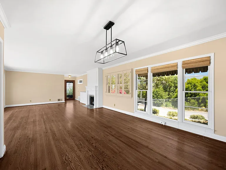 1071 E Avocado Crest Rd — Photo 21