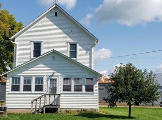 210 2nd St SE, Freeport, MN 56331