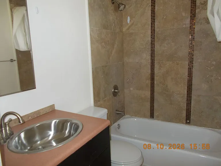 135 E 6th Ave #5 — Photo 7