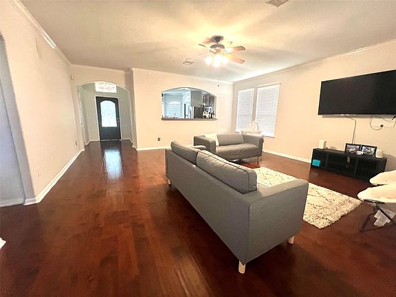 4th image of 17618 Bryce Manor Ln
