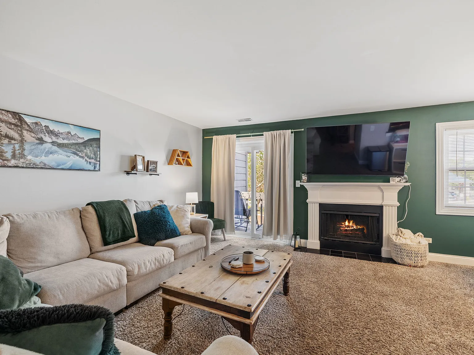 15 Foxcroft Rd — Photo 3