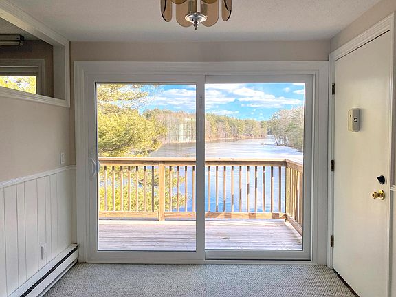 3rd image of 105 Portsmouth Ave #23