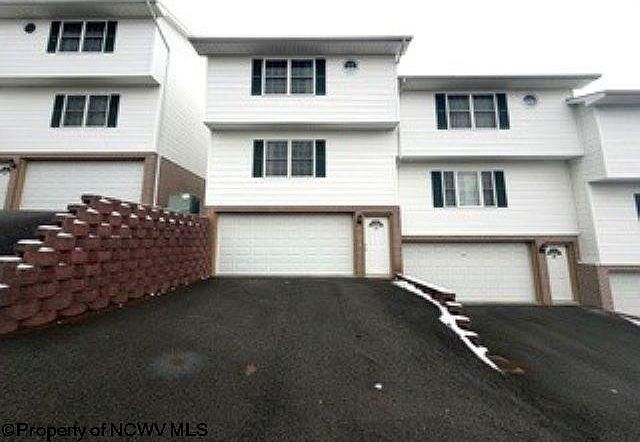1st image of 808 Carmell Ct