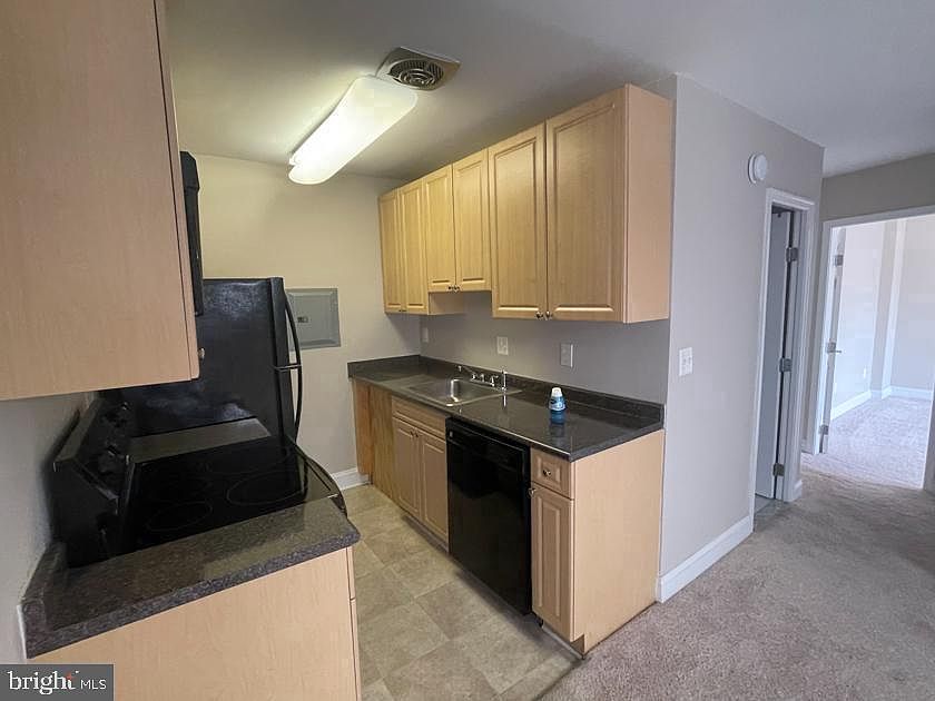 2nd image of 1005 Chillum Rd APT 312
