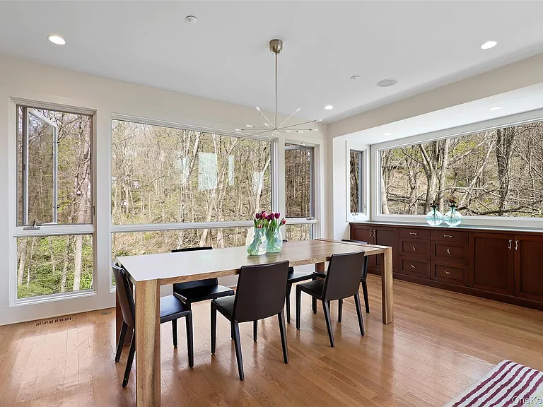 17 Fox Run Rd — Photo 8