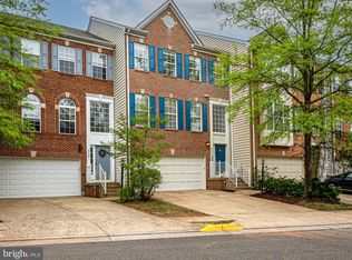 47379 Sterdley Falls Ter, Sterling, VA 20165