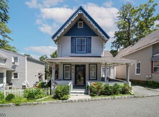 33 Asbury Pl, Parsippany-Troy Hills Twp., NJ 07878