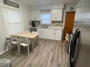 1135 Lois Ave, Brookfield, WI 53045