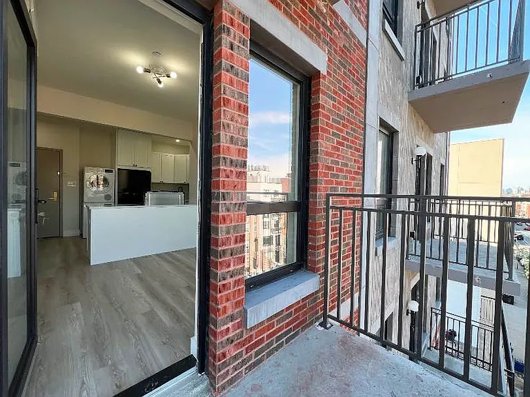 952 Bedford Ave #4D — Photo 10