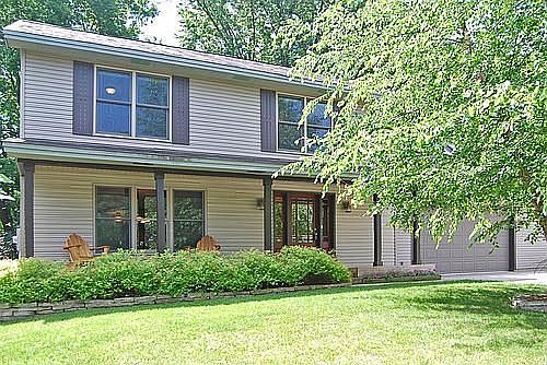 1st image of 2009 Parkwood Dr