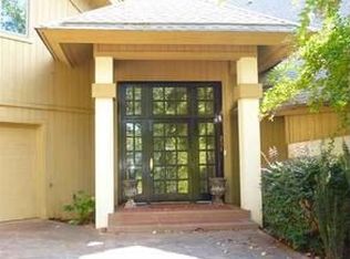 231 Winding Oaks Dr, Seneca, SC 29672