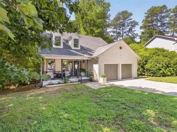 5305 Oakbrook Dr, Durham, NC 27713