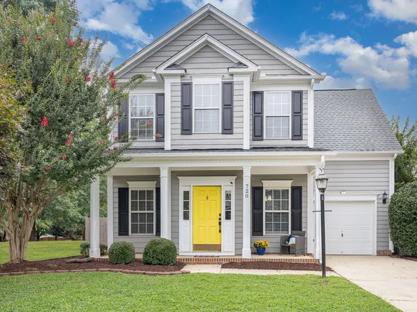 720 Starkland Way, Holly Springs, NC 27540