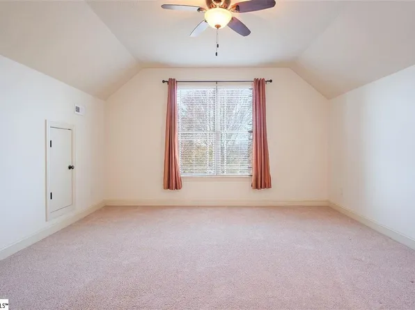 607 Castlestone Dr, Greer, SC 29650