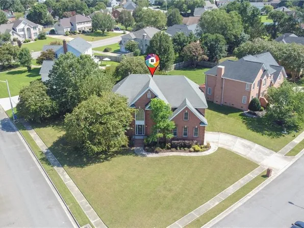1543 Burrowin Dr, Chesapeake, VA 23321